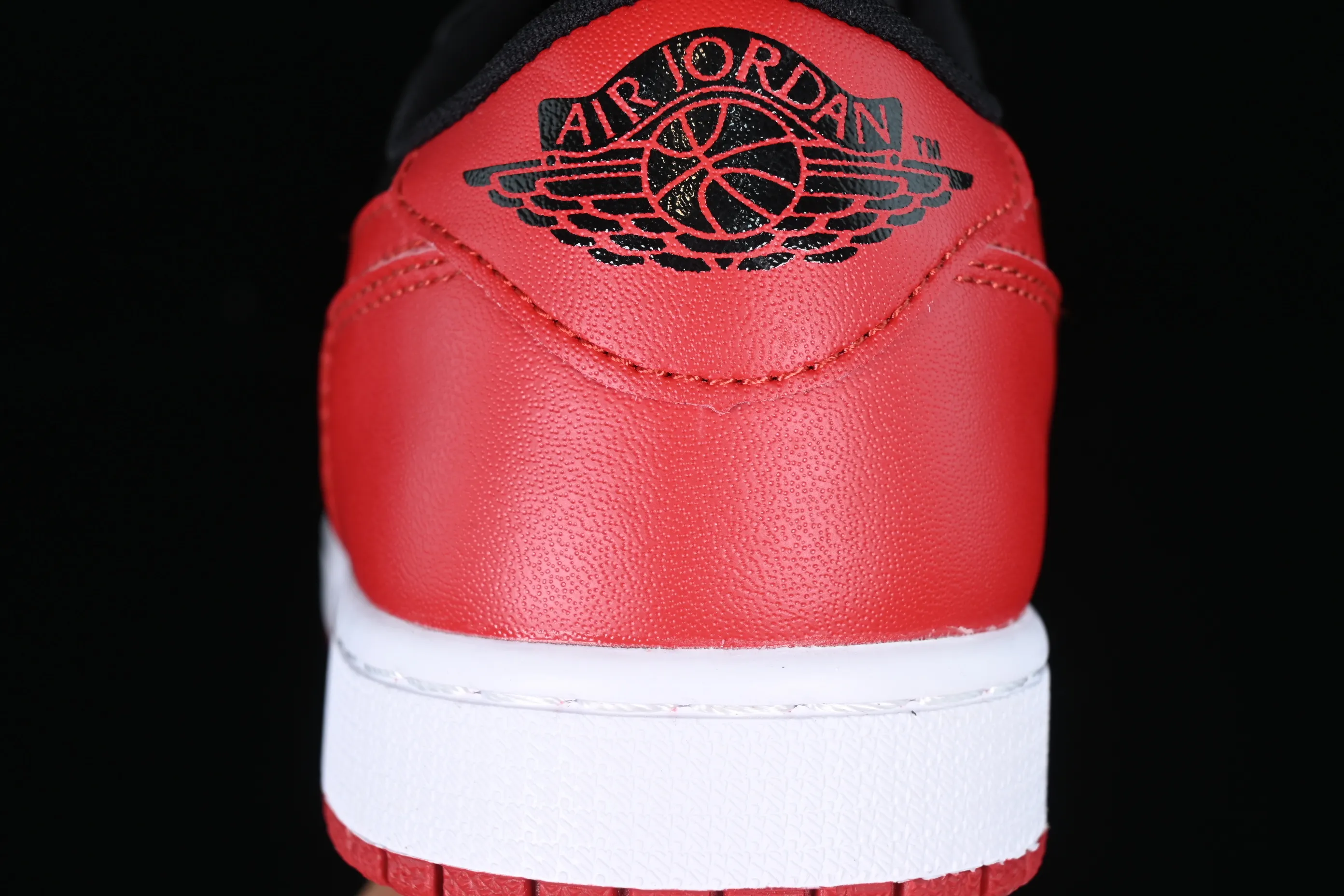 All categories Air Jordan Jordan series basketball shoes Air Jordan 1 Low Z version Air Jordan 1 Low OG "Bred" AJ1 Joe 1 black and red low-top basketball shoes 705329-001